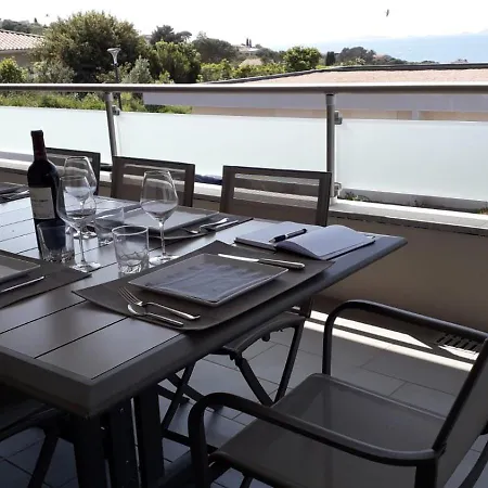 דירה En Corse Avec Vue Imprenable Sur Le Golfe D'ajaccio *